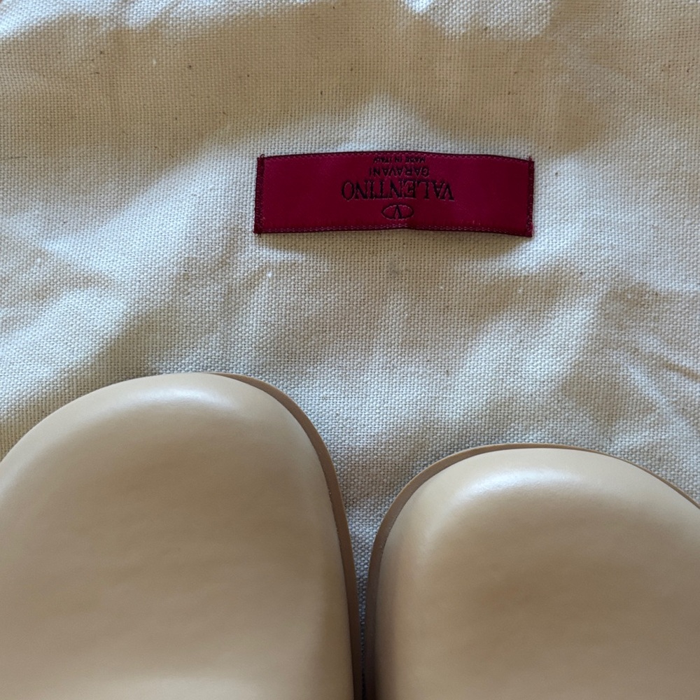 Valentino Cream Mules with Gold Accents - Picture 12 of 13